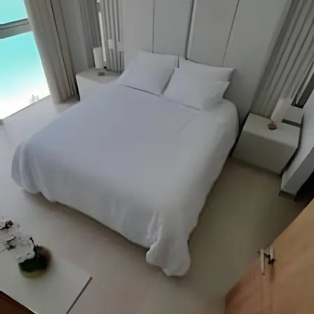 Apartamento De Lujo En Baia Kristal *
