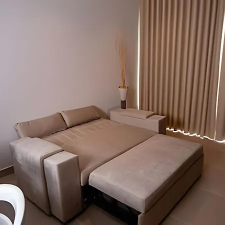 Apartamento De Lujo En Baia Kristal *